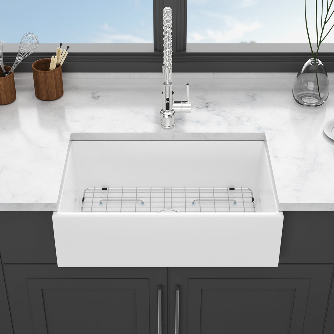 30 White Farmhouse Sink - 30 Inch Kitchen Sink White Undermount Single Bowl Apron Front Ceremic Sink Farm Style Drain Asseblemly and Bottom Grate 30x18x10 Inch